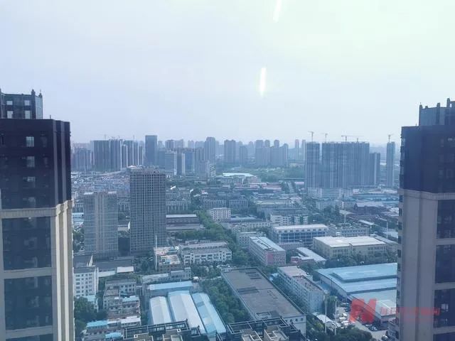 多城二手房挂牌量续增：上海增幅全国bsport体育第一重庆规模全国第一武汉8成房源降价(图2)