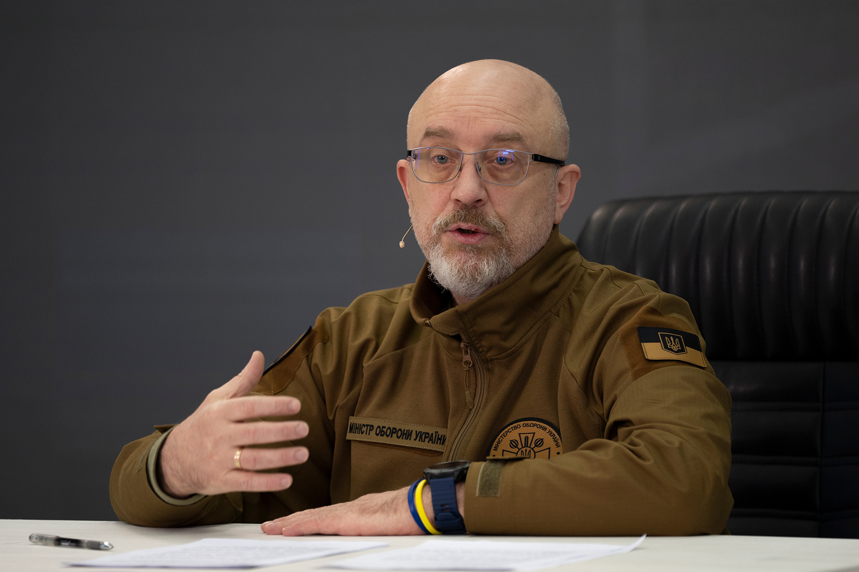 泽连斯基宣布，解除乌防长职务