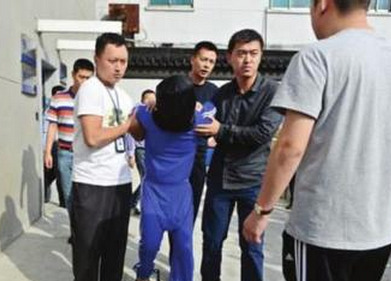  渔船血案疑凶 被抓 怒杀5船员只为泄愤 | 每经网