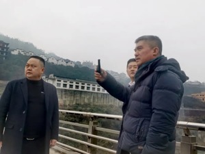 衡昌烧坊的幕后推手：“会展大王”邓鸿