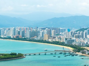 海南自贸港：在“天涯海角”茁壮成长