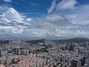 城市24小时 | 谁退出了“千万人口俱乐部”