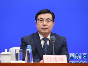男多女少将导致3000万光棍？人口普查数据与往年存在差异？我国处于老龄化的什么阶段？刚刚，统计局发言人都回应了，信息量很大