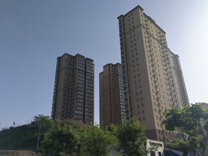 浐灞观澜天下困局：业主7年自救，法院全楼查封，“工程队”背着开发商给业主发钥匙……