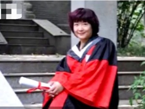 火了！51岁南大女博士，放弃年薪200万讲师工作，回村养蚯蚓，结果年入1000万！