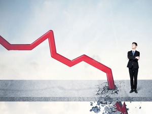 金刚玻璃尾盘闪崩跌停 即将回复年报问询函