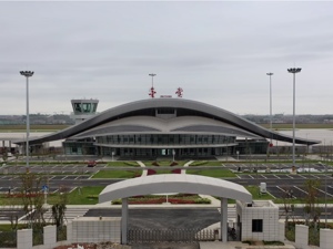 成都淮州机场本月首航 金堂迎通航产业新机遇