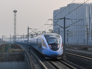 3.79万公里！我国高铁运营里程稳居世界第一
