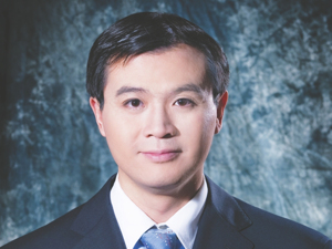 上海高级金融学院副院长朱宁：任何金融创新都不应游离于监管外 互联网保险与智能投顾是未来热点