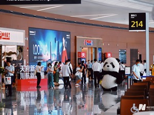 第三个迈入双机场时代 成都靠什么“起飞”？