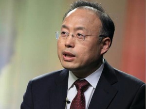 每经记者专访中国民航大学教授曹允春：临空经济不是孤岛经济，是拉动增长新动力源