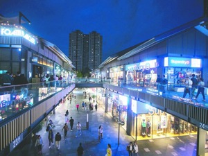 社零总额68年增1400倍 消费成经济增长主引擎