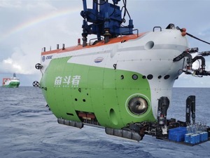 习近平的小康故事丨“关键核心技术是要不来、买不来、讨不来的”