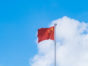 习近平同南苏丹总统基尔就中南建交10周年互致贺电