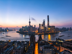 浦东“引领区”：挑最重的担子，啃最硬的骨头