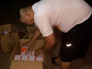 “定格”雨中人|回家驰援新乡司机万胜伦：在大灾大难面前，货车司机都是冲在最前线的