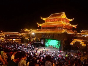 旅游实力比肩海南，张家界等待走出“至暗时刻”