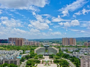 上半年成都金堂城镇居民人均可支配收入同比增幅11.8%
