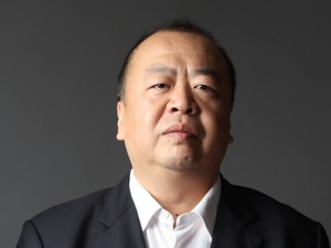 镁刻·董事长说中报｜花样年董事会主席潘军：二次创业下换仓显效果，行业变天需及时调整应对