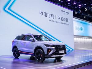 全新博越X正式亮相 吉利欲冲击全年153万辆销量目标