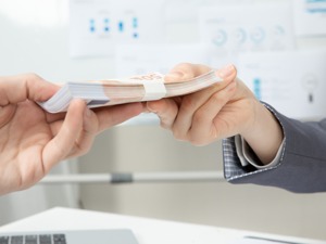 刚刚，财政部、税务总局发布重要公告，这些事项免征契税