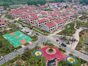 住建部：中国已建成世界上最大住房保障体系 农村人均住房建筑面积达48.9平方米