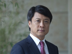 镁刻·董事长说中报｜融创中国董事会主席孙宏斌：下半年销售压力很大，企业要给自己留有安全边界