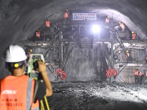 国家发改委：到2025年基本建成西部陆海新通道