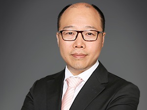 万家基金基金经理章恒、天风证券首席策略分析师刘晨明做客每经APP直播间：地产板块投资需“逆向思维”