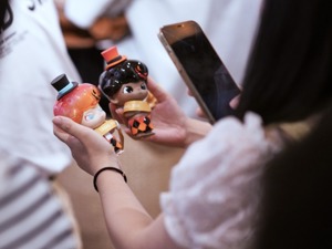 瞄准年轻人的第一件收藏品！盲盒之后，收藏玩具能否成为下一个潮流风口？