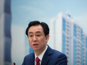 终于，许家印发声了！恒大汽车送中秋大礼：向超3100人派发3.2亿股期权，打响“人才保卫战”！