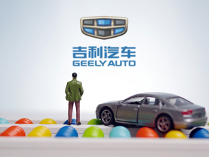 李书福进军手机！吉利和小米互相跨界，或意在打通移动出行场景建立生态壁垒
