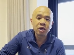 成功再就业！985硕士当摩的司机，此前做英语培训