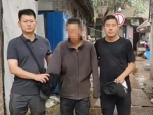 无语！男子盗窃9吨井盖被抓，1公斤3块钱销赃，一个月赚2万6……