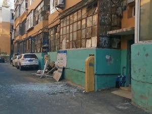 沈阳爆炸受损小区：水电已通，政府帮忙装窗户，住酒店费用也是政府出