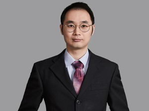华泰柏瑞量化与海外投资部总监盛豪做客每经微博直播间：量化发展离不开四大要素
