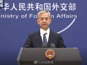 外交部回应中国留学生赴美遭滋扰：美方试图制造“寒蝉效应”，对中美关系有百害无一益