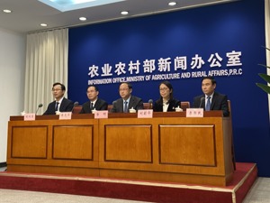 有必要抢购粮油？农业农村部回应每经：粮食产量丰、库存足，两大口粮供给绝对有保障