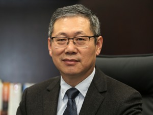 做好新能源转型“必答题” 一汽解放董事长胡汉杰：我们要向华为学习
