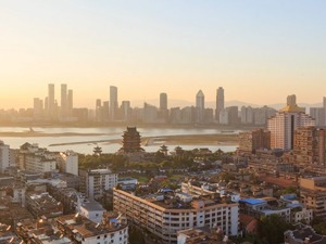 “高铁洼地”逆袭，但挑战还在后面
