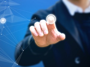 合景泰富：网传董事局主席被限制出境、协助调查等均为不实消息