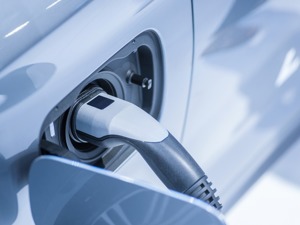 掘金千亿市场 卓思CEO胥旭晖：电动车的终极不是车