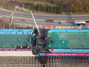 中央财经委员会办公室副主任韩文秀解读中央经济工作会议精神：慎重出台有收缩效应的政策，政策发力要适当靠前