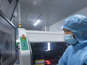 科大讯飞：股票期权考核目标2022年营收增60%