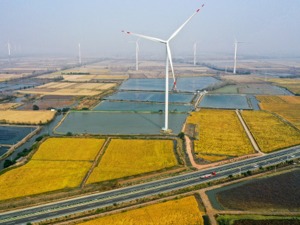 国资委：到2025年中央企业可再生能源发电装机比重达到50%以上