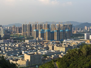 构建良性循环 每日经济新闻发布“2021国内十大地产新闻”