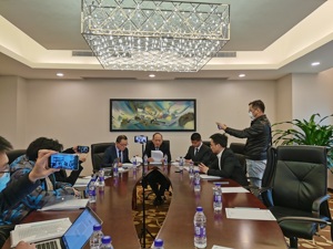 前“湖北首富”兰世立带着无罪判决高调归来：将要回自己的股权和资产