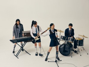 助推母公司净利增长54倍，这家少女装品牌通过线上渠道逆袭