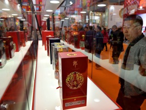 郎酒股份副董事长汪博炜：5.5万吨酱酒产能今年将全面投产，红花郎回归是郎酒首件大事 