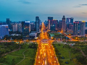 1.99万亿，成都经济成绩单公布，2022年增长目标7%